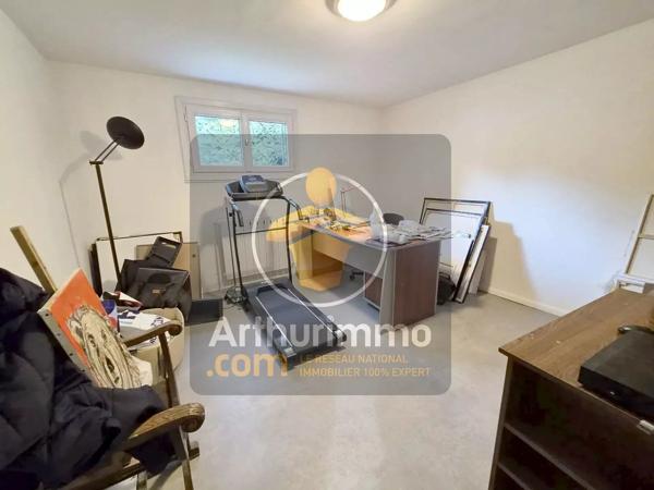 Vente                                                      Maison
                        
                                         180 m2                     à Ormesson-sur-Marne