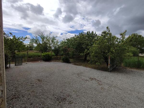 ? Maison avec deux logements ? Idéale investissement locatif !