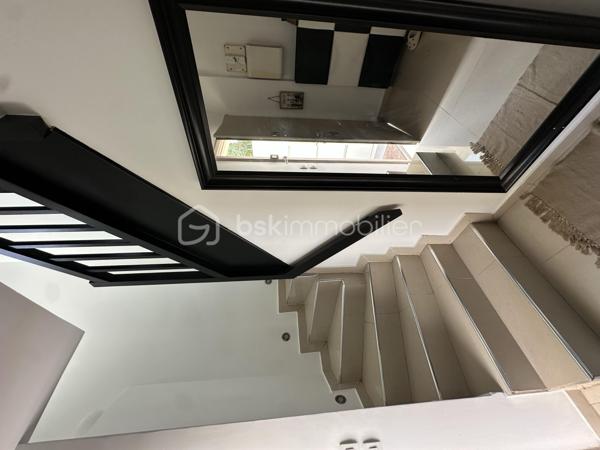 SOUS COMPROMIS