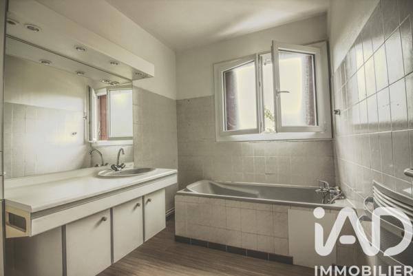 Maison à vendre 6 pièces 141 m² Podensac