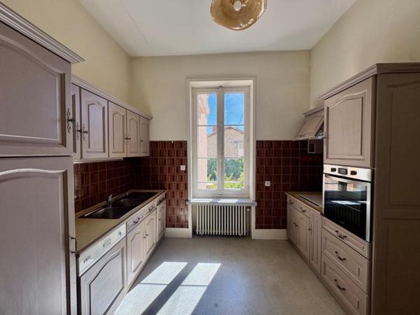 APPARTEMENT T3 A LOUER A ROANNE - CENTRE VILLE