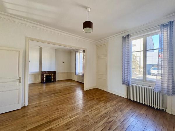 APPARTEMENT T3 A LOUER A ROANNE - CENTRE VILLE