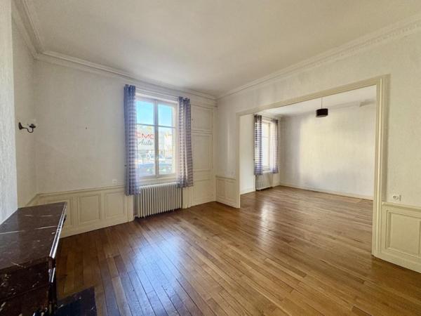APPARTEMENT T3 A LOUER A ROANNE - CENTRE VILLE