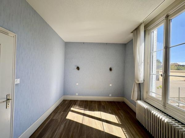 APPARTEMENT T3 A LOUER A ROANNE - CENTRE VILLE