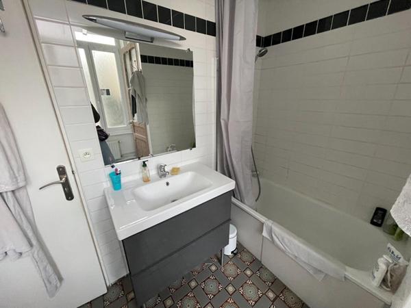 A LOUER : T3 à LILLE • • 1 125 € CC • Réf. 1557-1