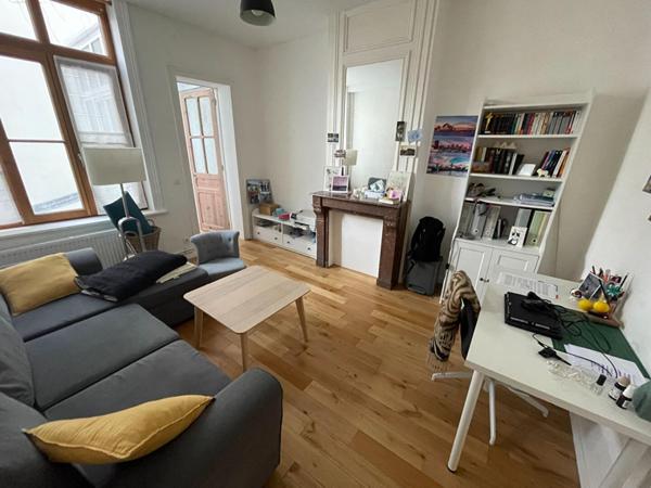 A LOUER : T3 à LILLE • • 1 125 € CC • Réf. 1557-1