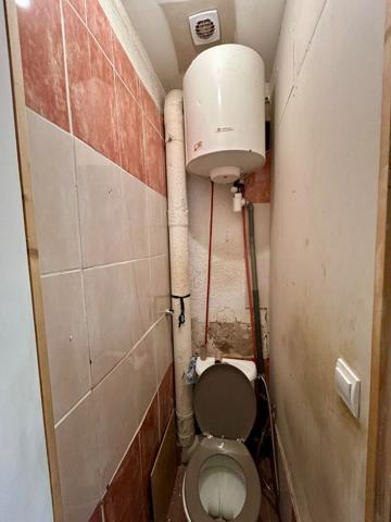 Local commercial 46m2 et cave de 25m2 en sous sol Elne emplacement idéal !