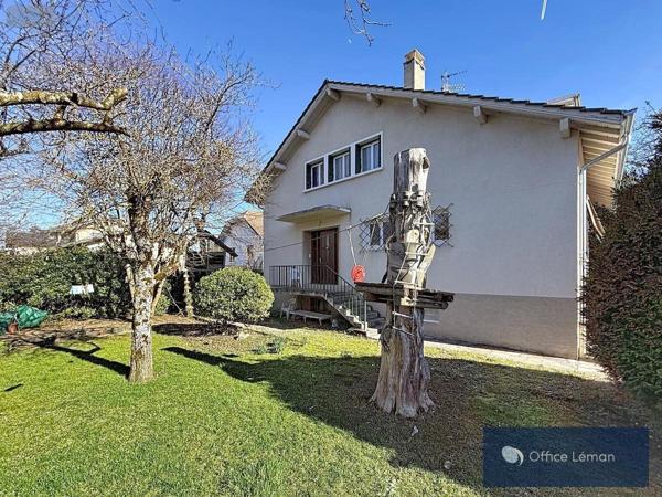 Maison à vendre à Divonne-les-Bains dans l'Ain (01220), ref : 01047-790