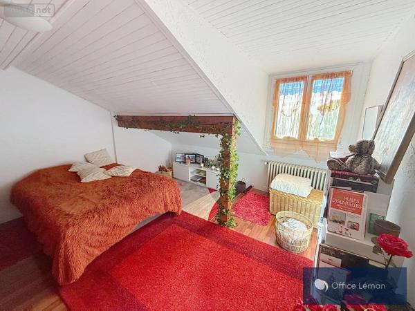 Maison à vendre à Divonne-les-Bains dans l'Ain (01220), ref : 01047-790