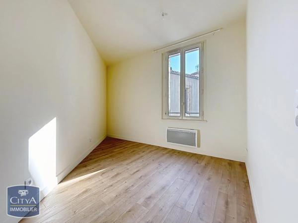 Appartement à louer 3 pièces 64.91m² Nîmes (30000)