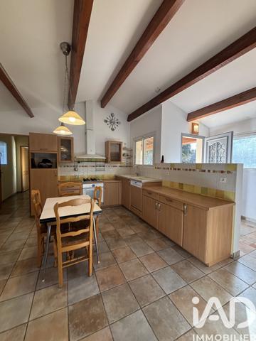 Maison à vendre 6 pièces 233 m² Miramas