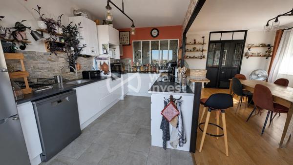 Grand appartement familial avec espace indépendant, balcon, 2 garages et 2 caves