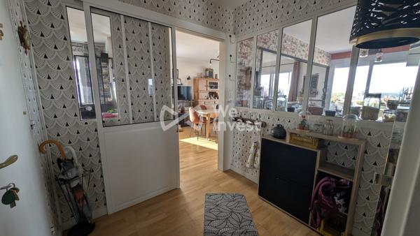 Grand appartement familial avec espace indépendant, balcon, 2 garages et 2 caves
