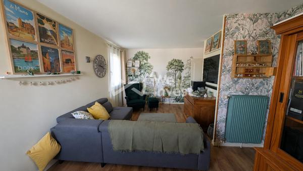 Grand appartement familial avec espace indépendant, balcon, 2 garages et 2 caves