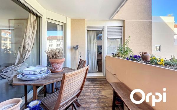 Appartement à vendre    2 pièces • 60,16 m2 Villeurbanne