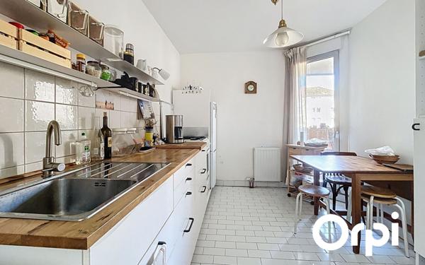 Appartement à vendre    2 pièces • 60,16 m2 Villeurbanne