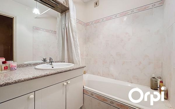 Appartement à vendre    2 pièces • 60,16 m2 Villeurbanne