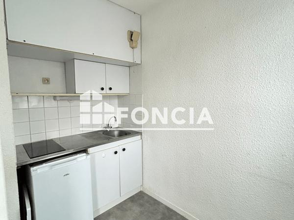 Location Studio 21.22 m² - CAMPUS RESIDENCE 8 RUE MAURICE ROLLINAT BAT E Limoges 87000