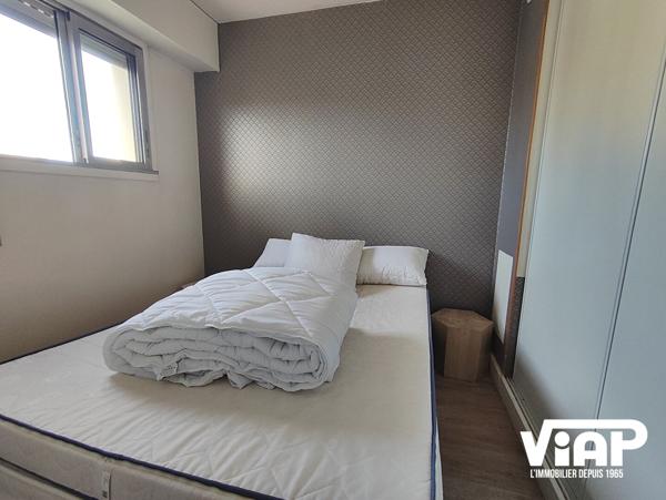 AGRÉABLE T1 MEUBLÉ AVEC COIN CHAMBRE ET BALCON , Limoges