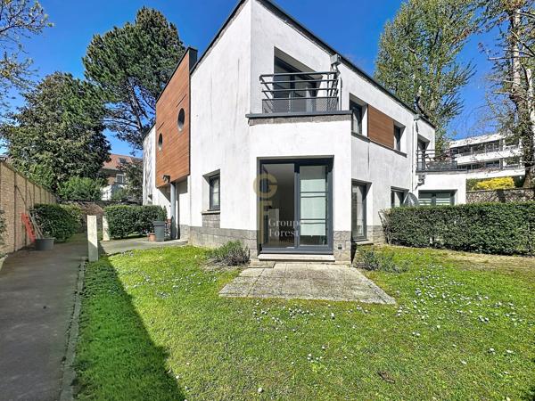 VILLA-APPARTEMENT T3 AVEC JARDIN ET PARKING