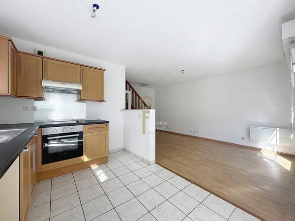 VILLA-APPARTEMENT T3 AVEC JARDIN ET PARKING