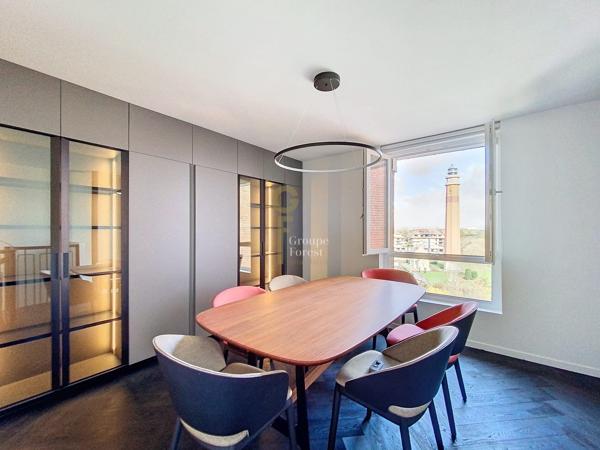 TRIANGLE D'OR - WESTMINSTER - BEAU TRIPLEX