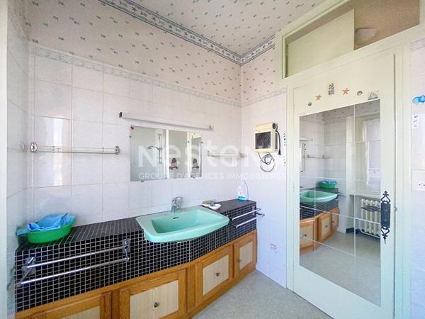 Maison de 105 m² avec terrasse, garage et dépendance proche centre Yssingeaux