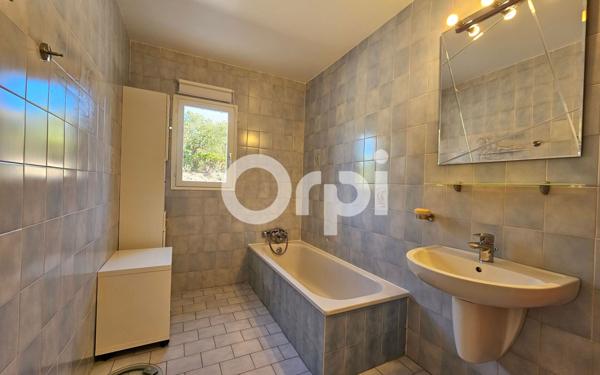 Maison à vendre    4 pièces • 132,14 m2 Fréjus