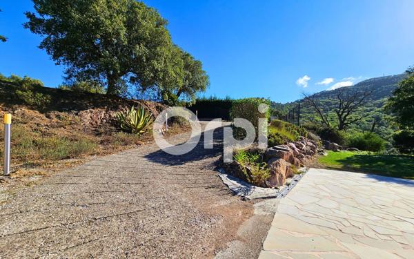 Maison à vendre    4 pièces • 132,14 m2 Fréjus