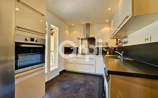 Maison à vendre    4 pièces • 132,14 m2 Fréjus