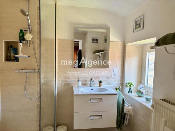 Maison à PLOUHINEC, 56680 - 5 pièces 120m²