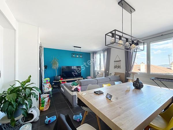 Exclusivité à Saint-Étienne Montaud : Appartement 4 pièces lumineux avec garage