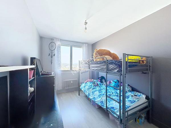 Exclusivité à Saint-Étienne Montaud : Appartement 4 pièces lumineux avec garage