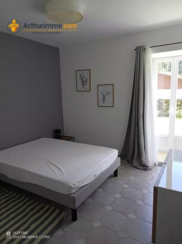 Vente                                                      Immeuble
                        
                     10 pièces                      347 m2                     à Bélesta