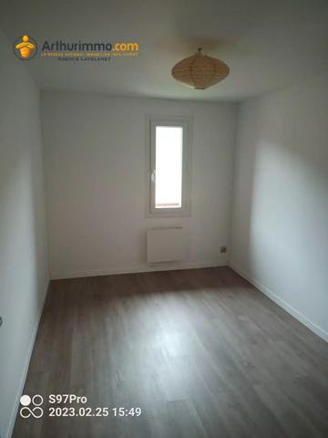 Vente                                                      Immeuble
                        
                     10 pièces                      347 m2                     à Bélesta