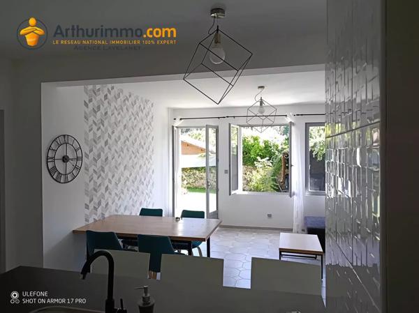 Vente                                                      Immeuble
                        
                     10 pièces                      347 m2                     à Bélesta