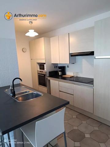 Vente                                                      Immeuble
                        
                     10 pièces                      347 m2                     à Bélesta