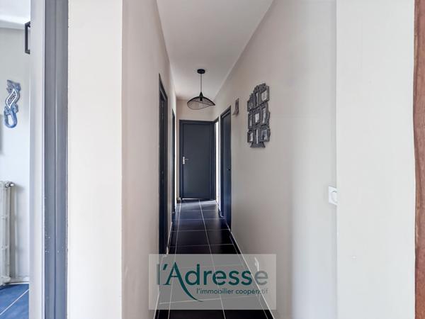 Charmante maison à Puy L'evêque avec Vue Imprenable