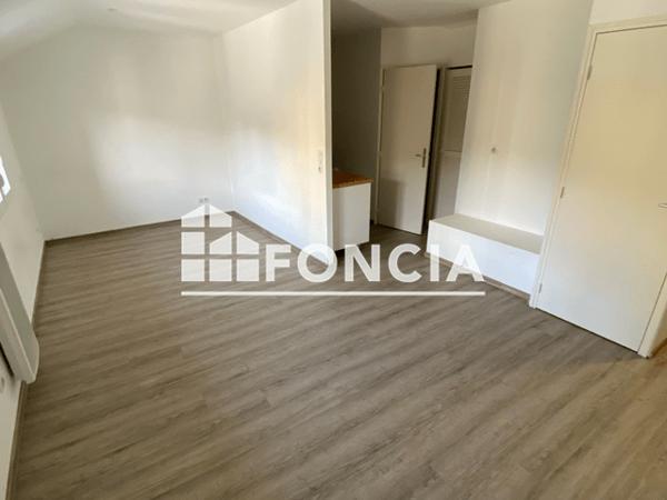 Location Studio 29.92 m² - 3 RUE VERLAINE Rethel 08300