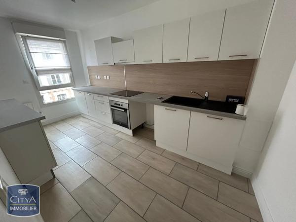 Appartement à louer 2 pièces 53.74m² Châlons-en-Champagne (51000)