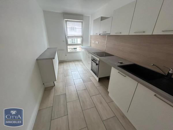 Appartement à louer 2 pièces 53.74m² Châlons-en-Champagne (51000)