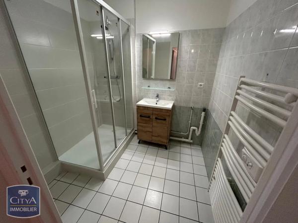 Appartement à louer 2 pièces 53.74m² Châlons-en-Champagne (51000)
