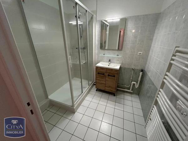 Appartement à louer 2 pièces 53.74m² Châlons-en-Champagne (51000)