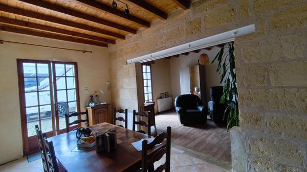 Maison de plain-pied proche commodités