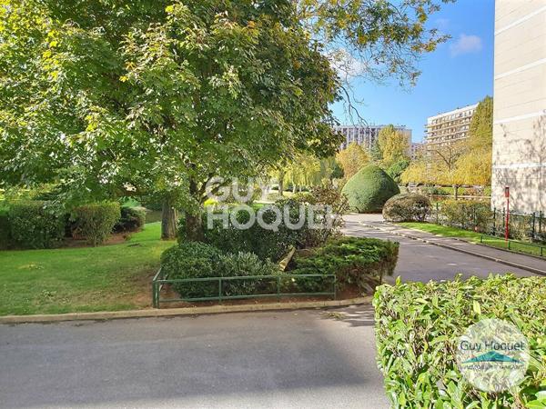 RARE SUR LE SECTEUR : 6 PIÈCES FAMILIAL de 105 m² AVEC LOGGIA