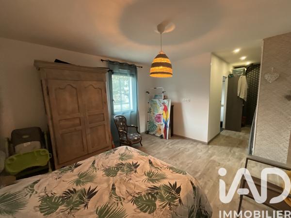 Maison à vendre 5 pièces 150 m² Beaumont Saint-Cyr