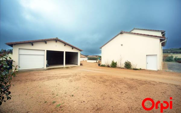 Maison à vendre    5 pièces •  Dompierre-les-Ormes