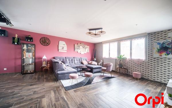 Maison à vendre    5 pièces •  Dompierre-les-Ormes