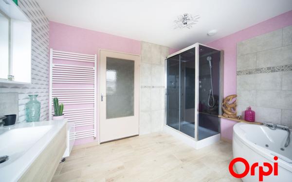 Maison à vendre    5 pièces •  Dompierre-les-Ormes