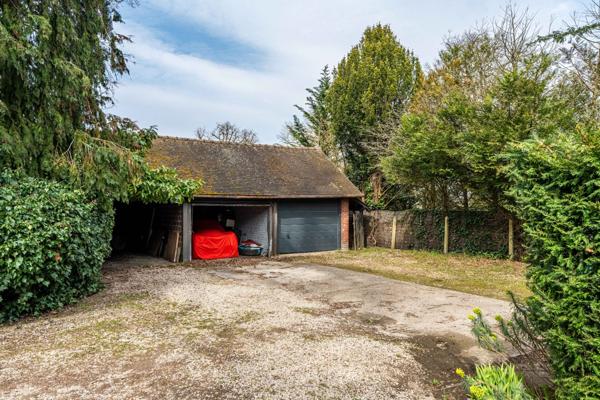 Magnifique duplex avec jardin au pied du golf de Saint-Cloud